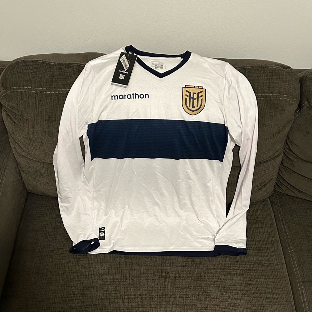 Marathon Authentic Ecuador Team Copa America 2024 Long Sleeve Jersey Men’s Sz: M